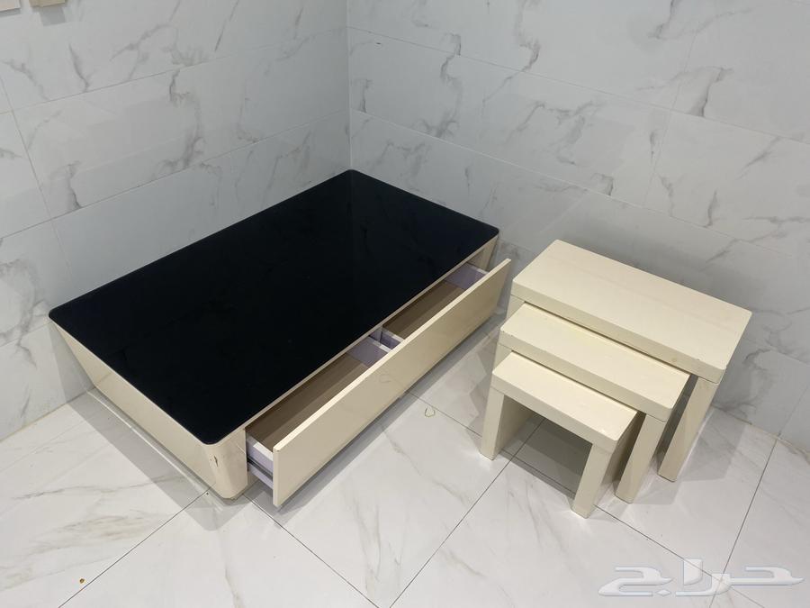 Service tables with accessories64538063779843111