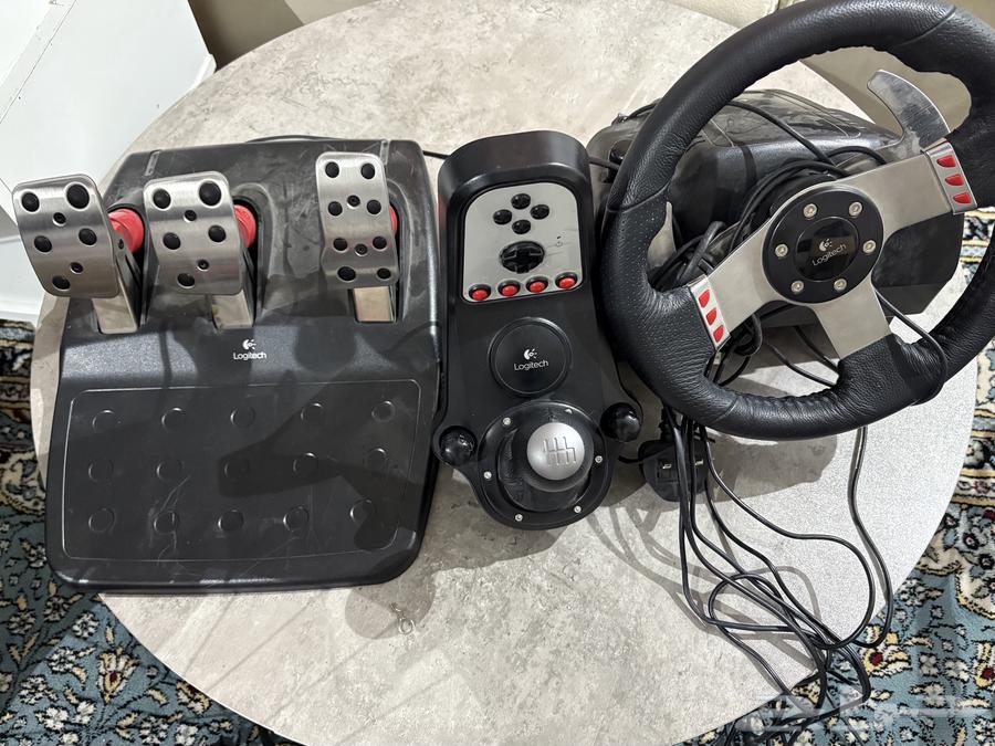 Sony PlayStation Controller for Sale on Sum64541693199745111