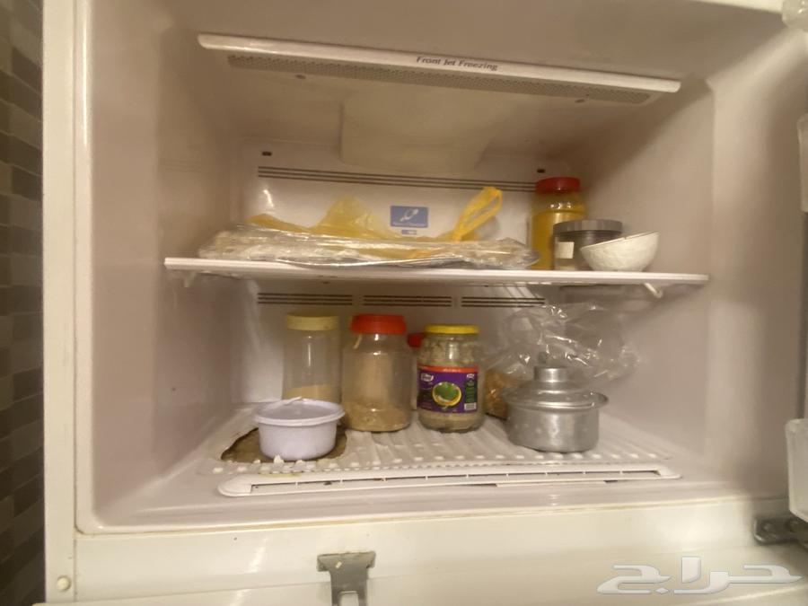 ثلاجه هتاشي جميله جدا ونظيفه خاله من المخوش والظربات تبريد64541165348481112