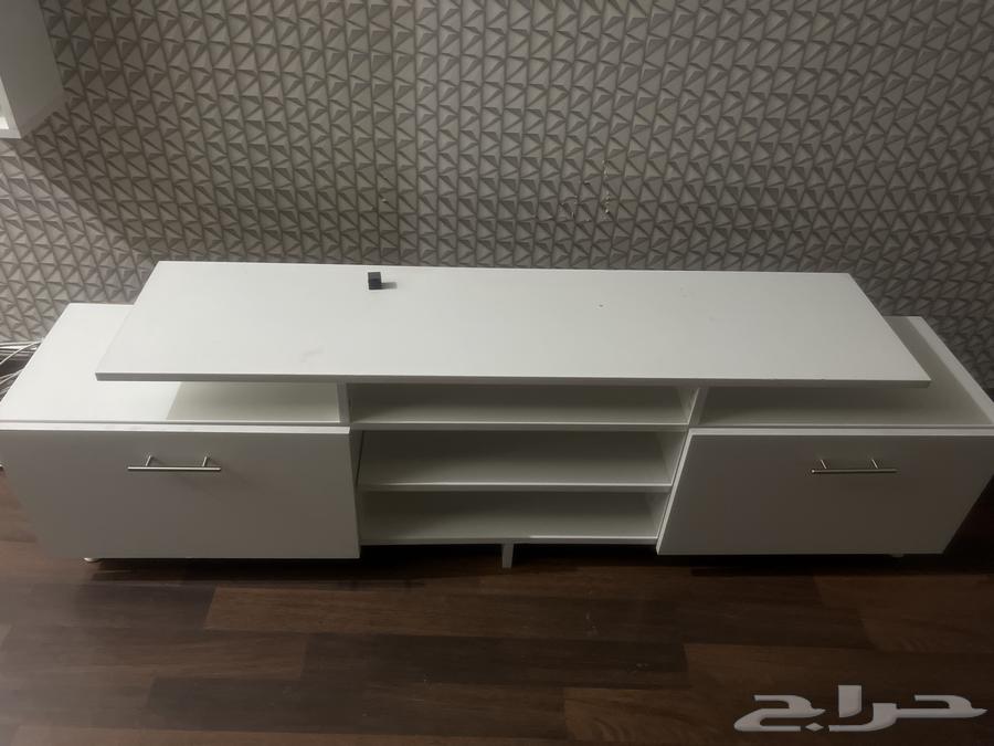 Entryway and table for sale64542217948289111