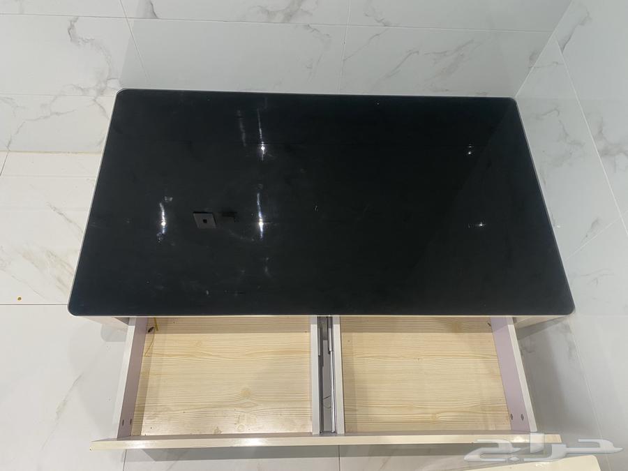 Service tables with accessories64538063779843114