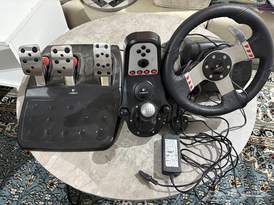 Sony PlayStation Controller for Sale on Sum64541693199745110