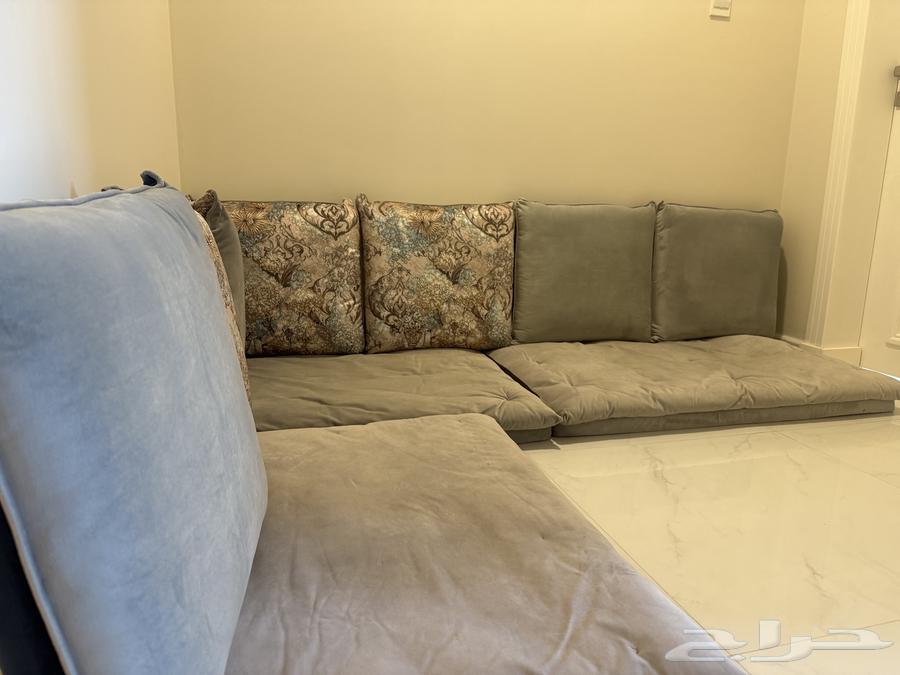 كنب زاويه  وكنب صغير لحاله جلسه ارضيه64497358822914112