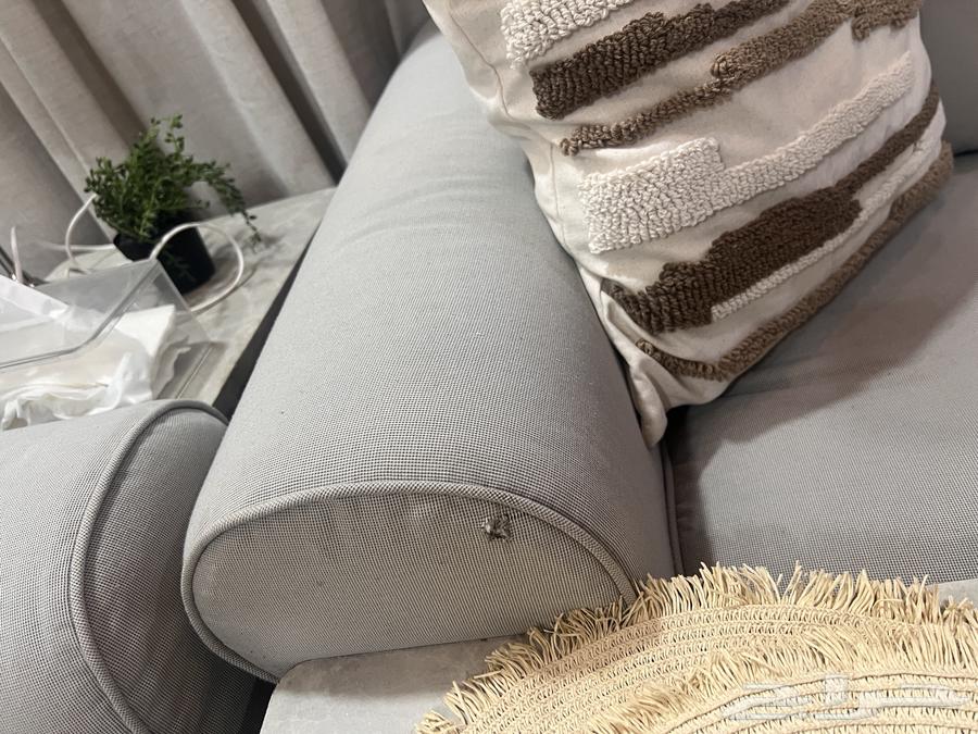 طقم كنب مع طاولات وسجاد64535118720898112