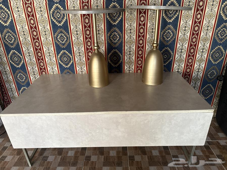 Tables for sale at a symbolic price64538204403201110