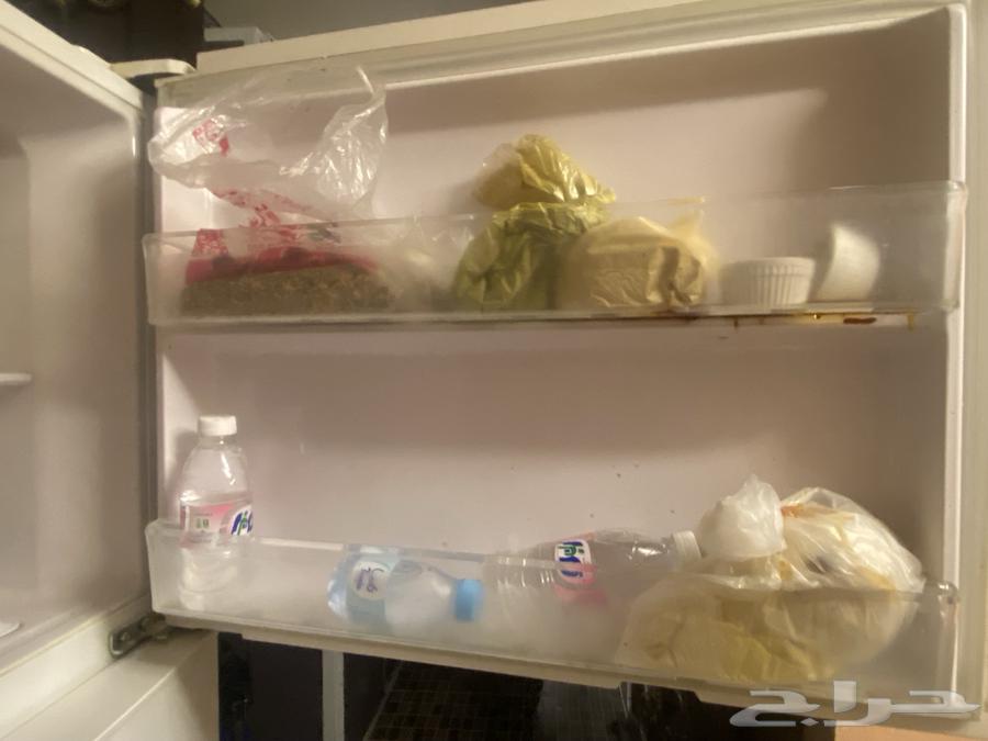 ثلاجه هتاشي جميله جدا ونظيفه خاله من المخوش والظربات تبريد64541165348481111