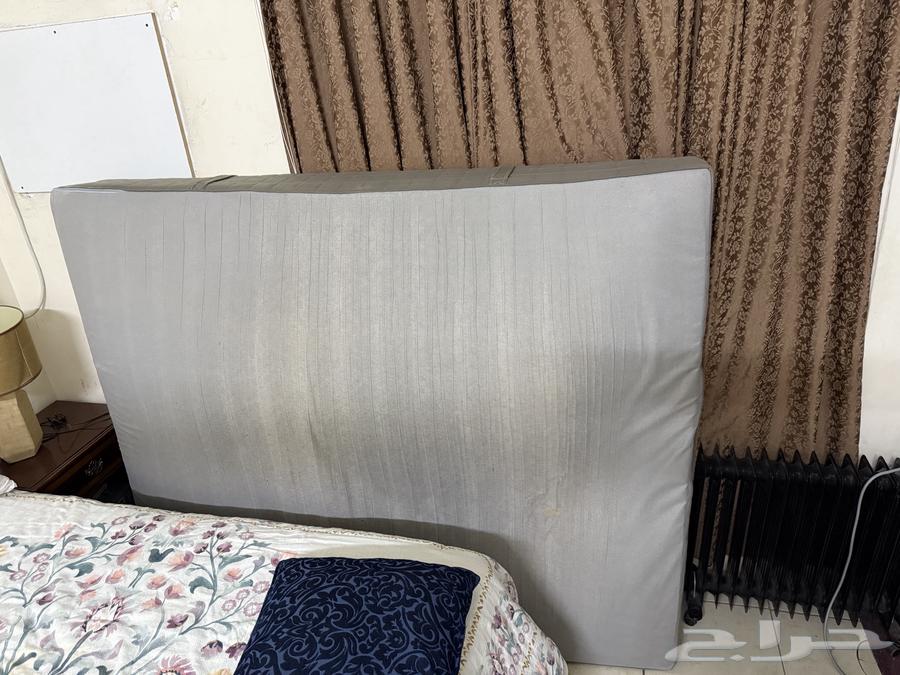 Gas stove and dining table with 6 chairs and a large mattress64543125326083110