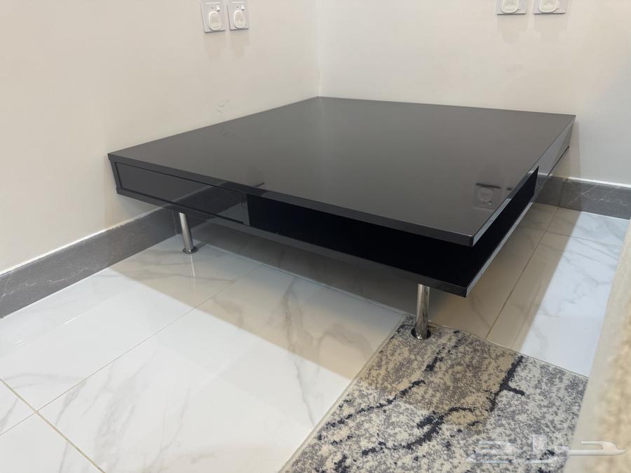 طاولة للبيع64536739445378110