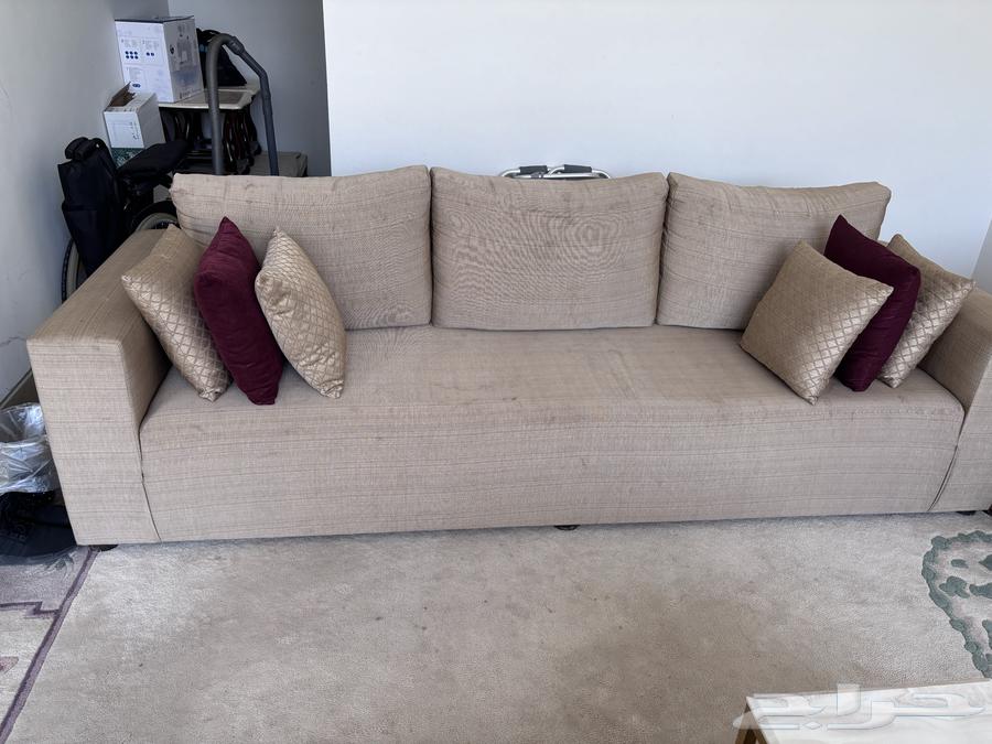 كنب مجلس نظيف ومرتب64531280832387113