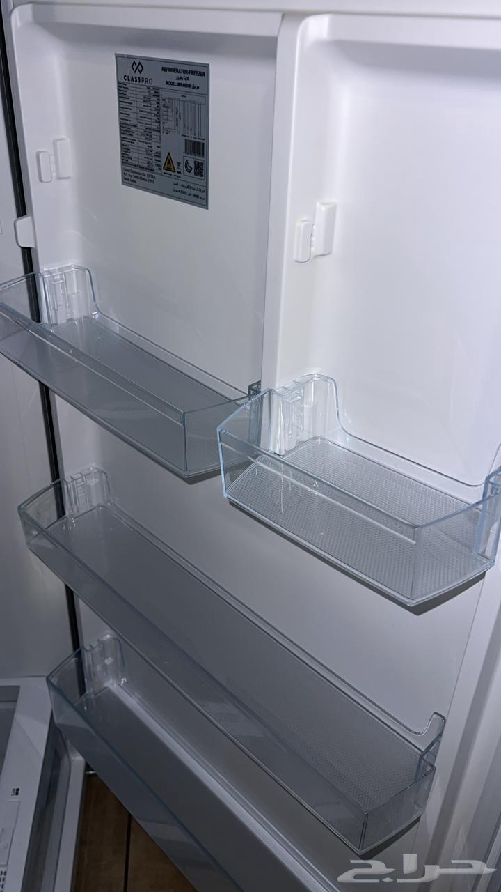 للبيع ثلاجة شبه جديدة64542006023169112