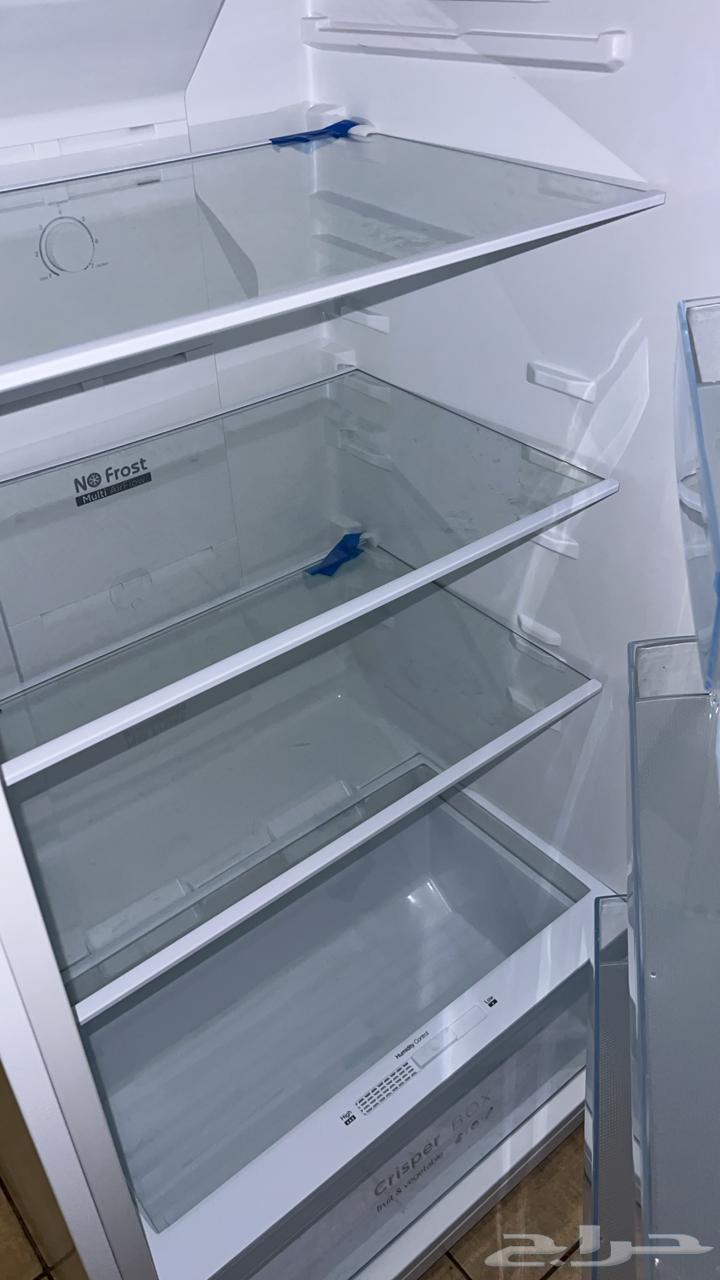 للبيع ثلاجة شبه جديدة64542006023169111
