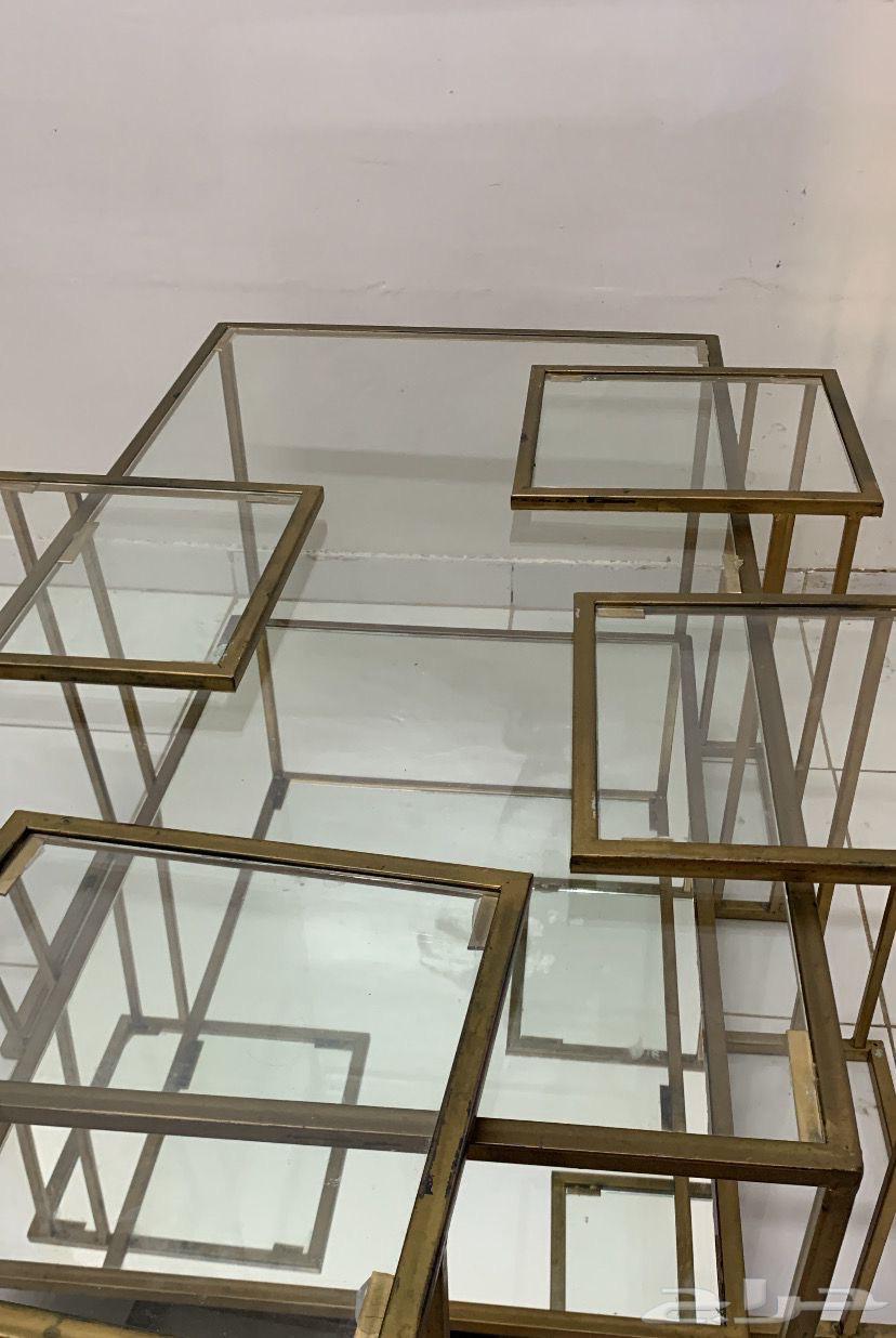 طاولات قزاز نظيفه جدا64539924646915110