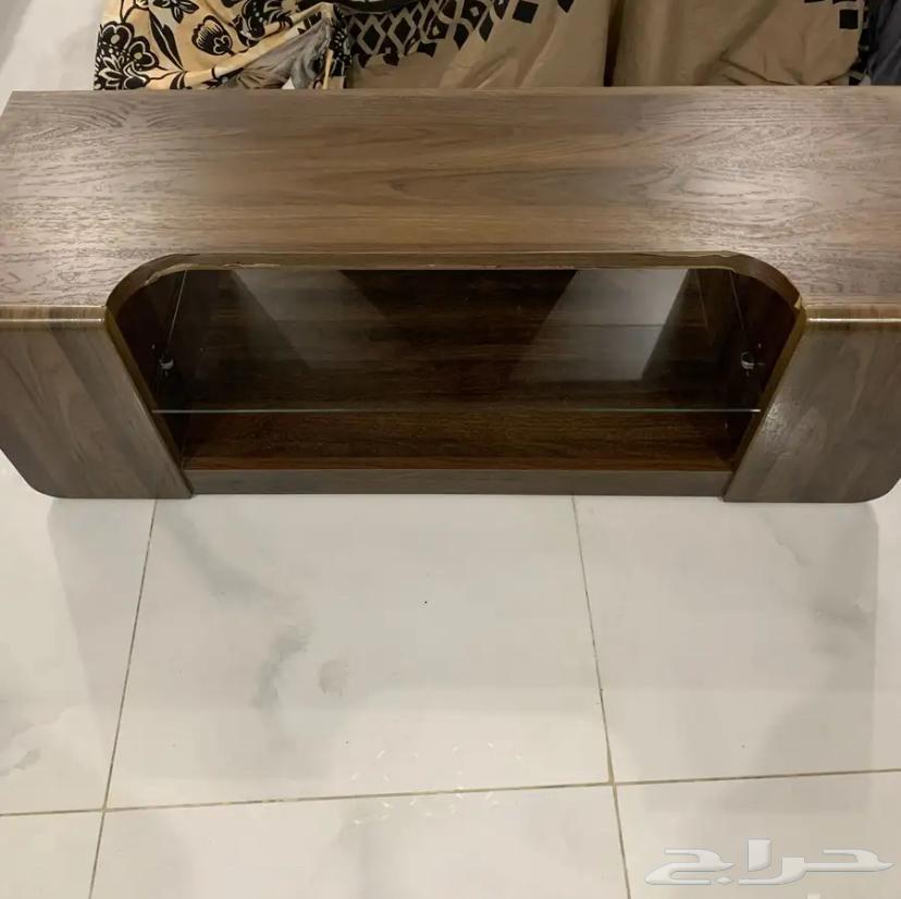 طاولة خشبيه ب 5064543139432322110