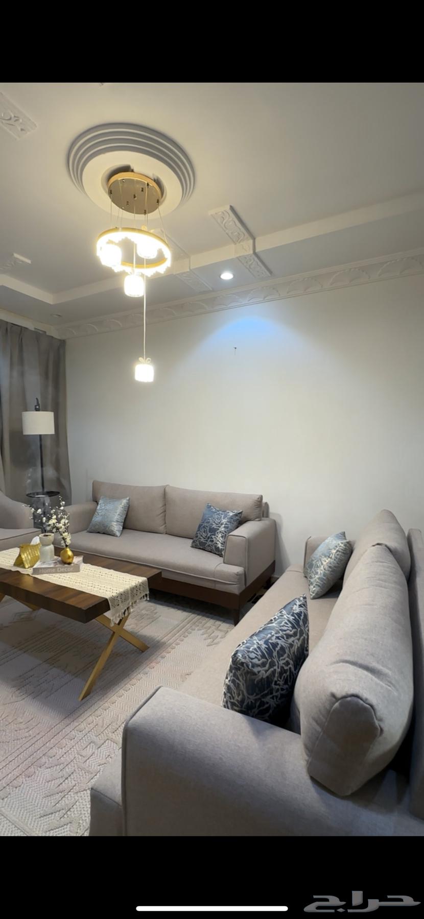 كنب للبيع شبه جديد مع ستاره طويله للارض64543097084033111