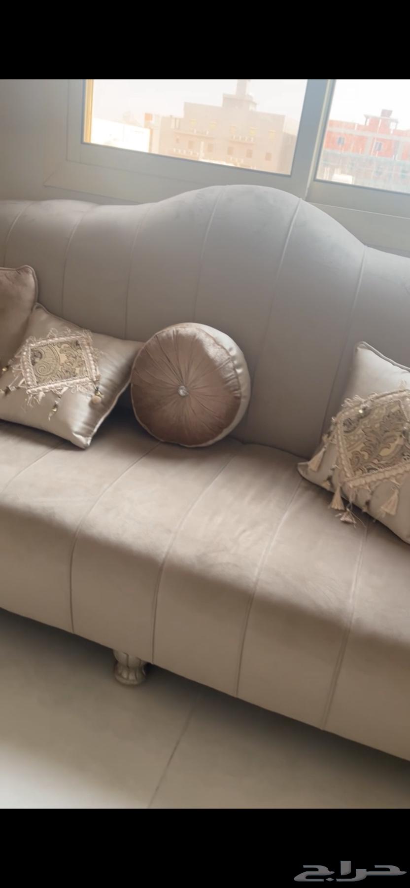 Clean sofa enough for 7 people64538260659073112