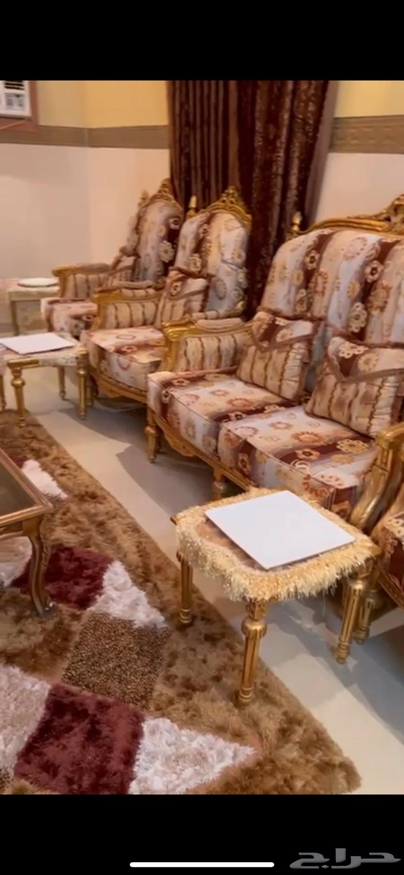 كنب مع طاولات للبيع64536210036225112