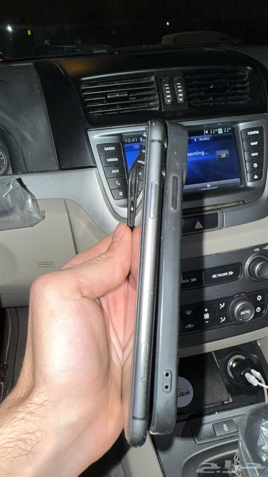 ايفون 11 نظيف64543239048706112