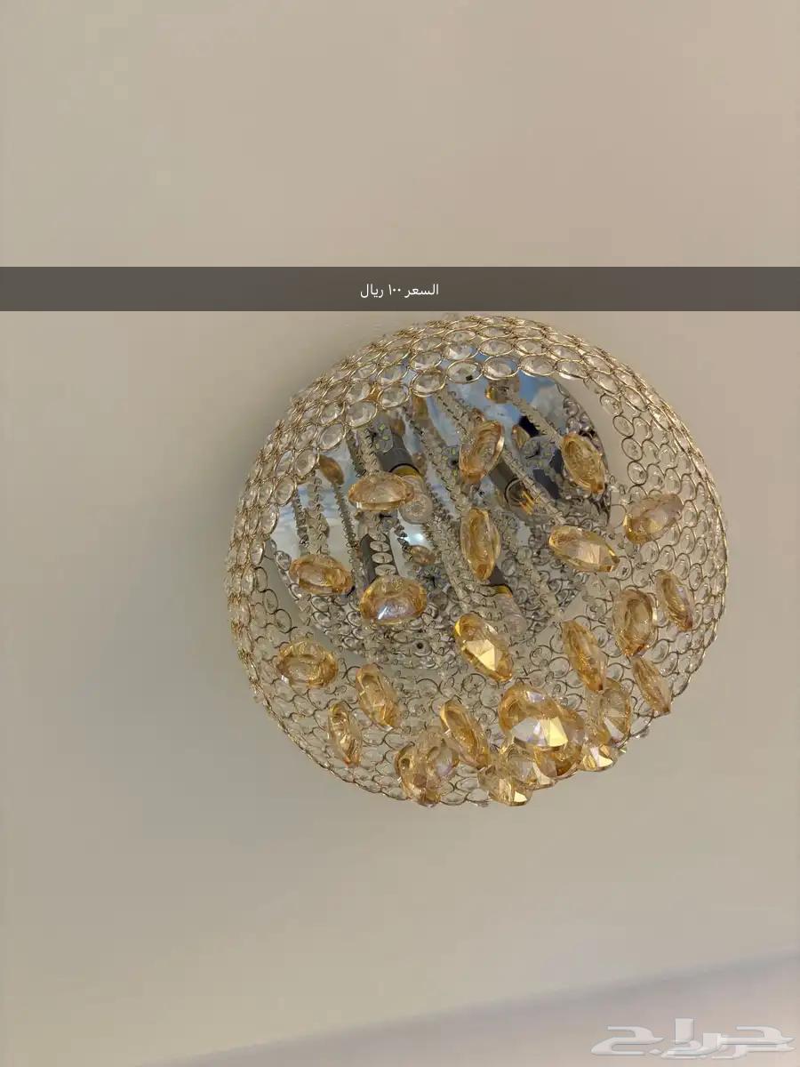 Various items for sale: chandeliers, guest tables, double bed sheets, wall clocks64543054615937111