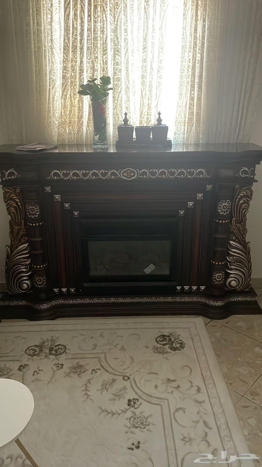 طاوله مدخل فيها تدفئه64536906344323110