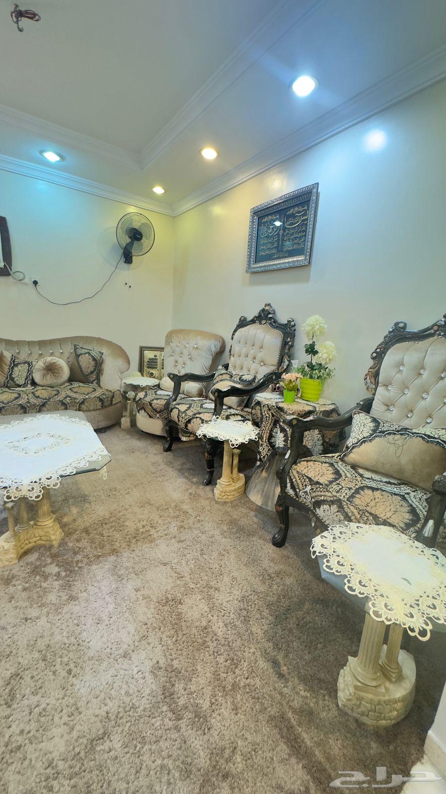 كنب تركي نظيف للبيع64543026400258111