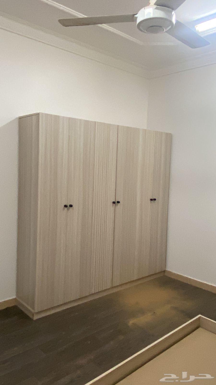 غرفة نوم وكنب حرفLمع طاوله ومدات للبيع للتواصل058308664535694949378113