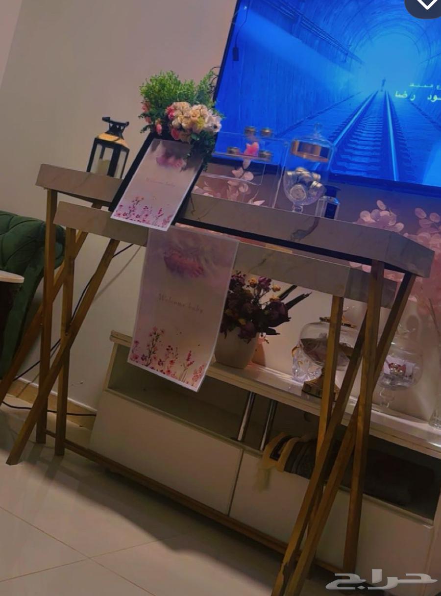 Small and large stand number two for sale at 400 riyals and for rent at 25064539811465603111