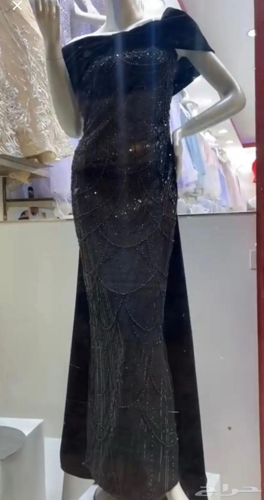 I bought it for 400, I'm selling it for 20064539698118914112