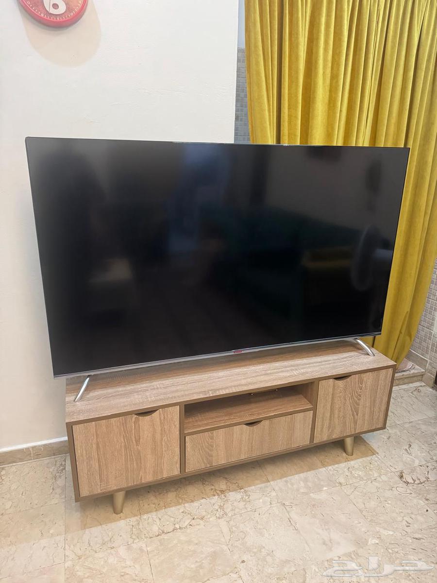 70-inch screen, everything works except the screen is broken64539528987906111