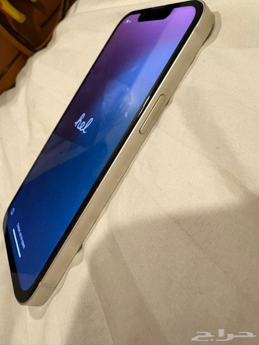 ايفون 13 العادي ابيض64535227790467111