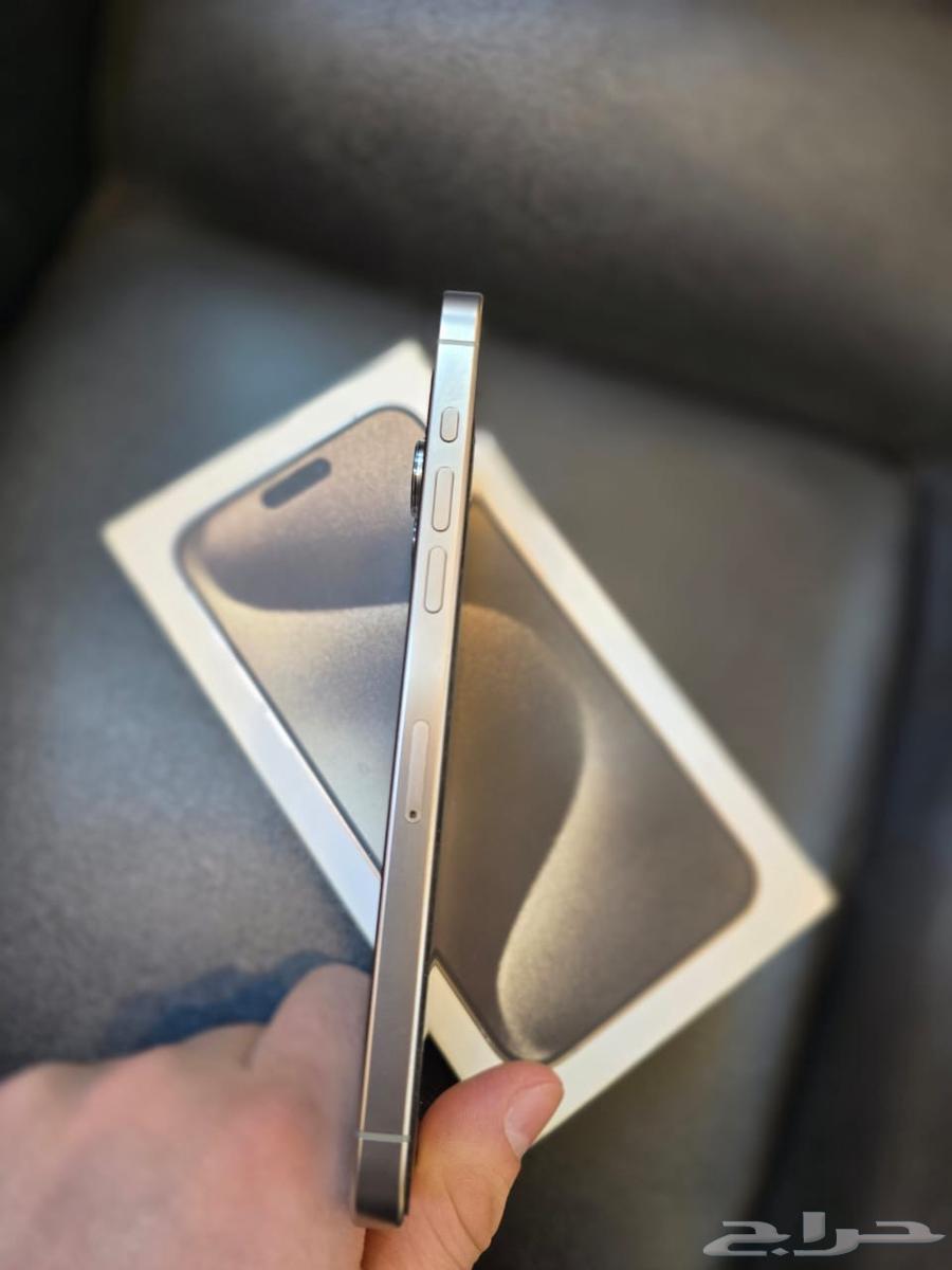 iPhone 15 Pro Max64542728944385111