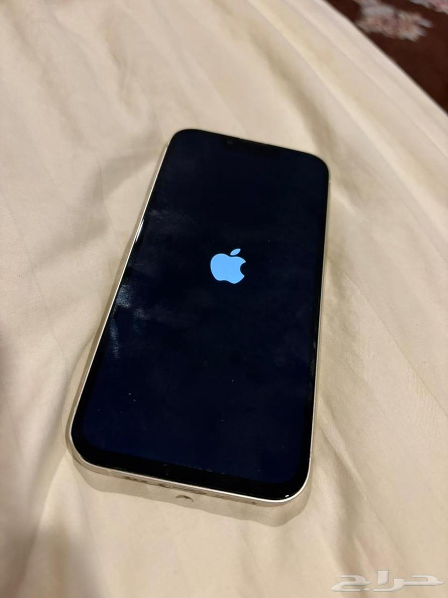 ايفون 13 العادي ابيض64535227790467113