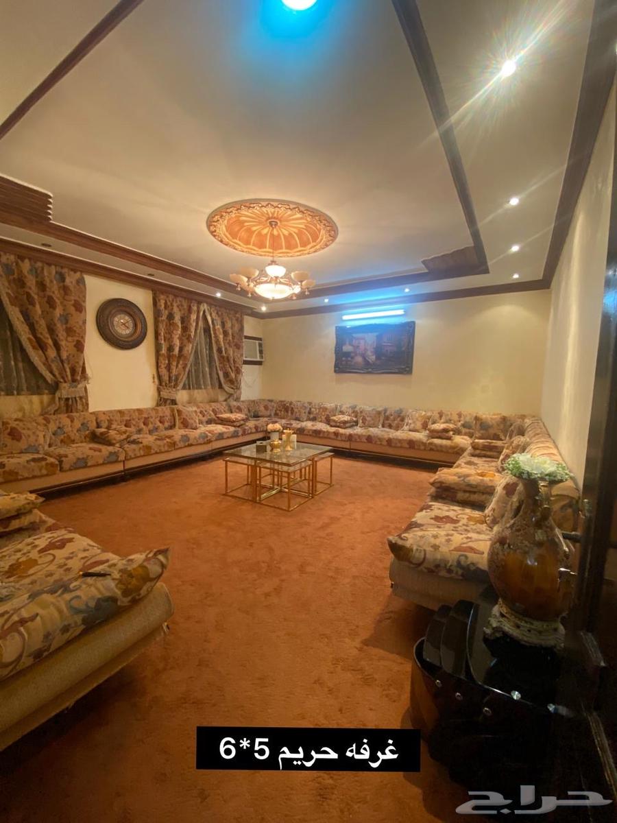 كنبات مستخدمه ونضيفه جدا  للبيع64540751476611110