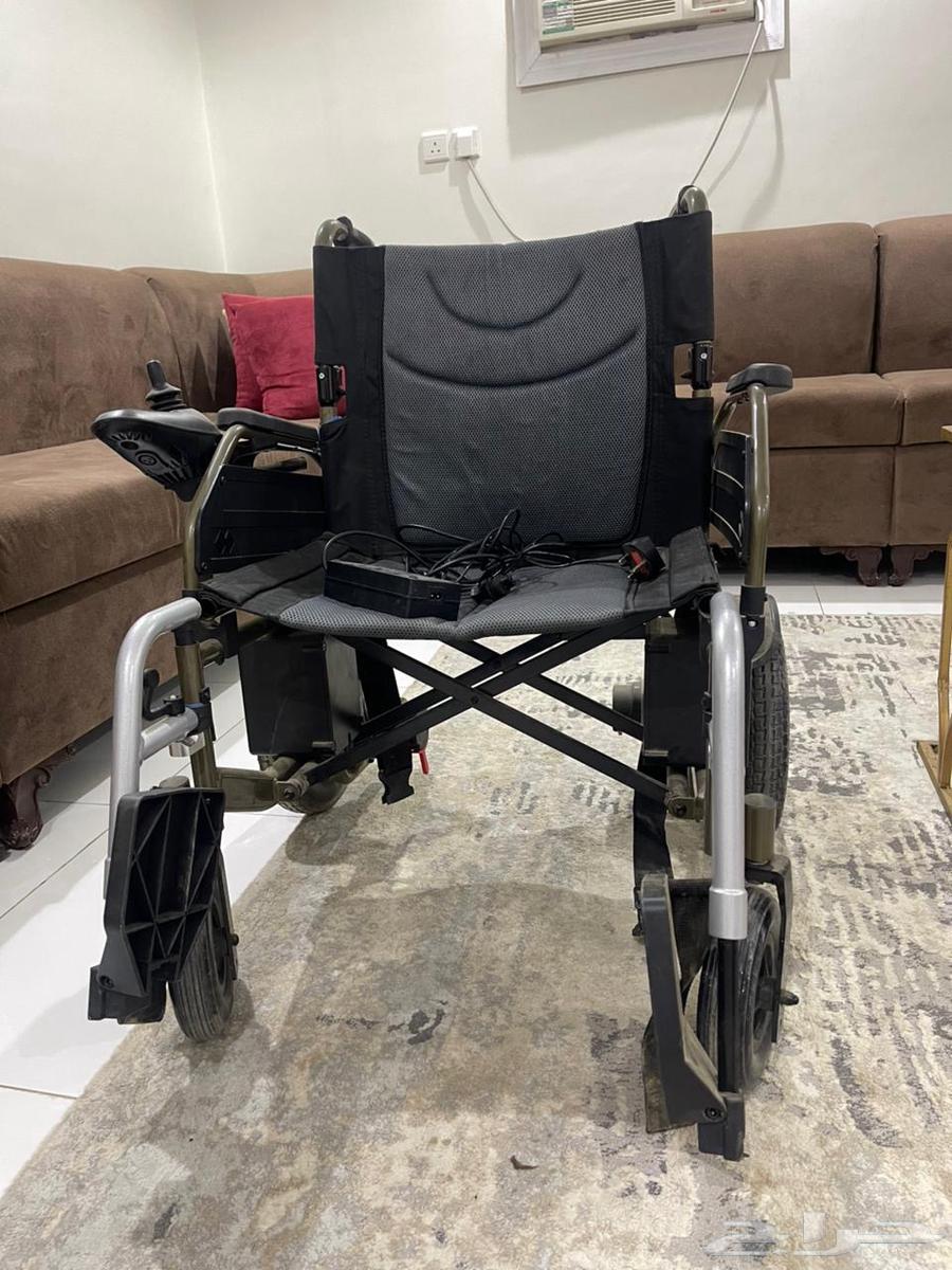 كرسي كهربائي لذوي الاحتياجات الخاصة64543281181441113