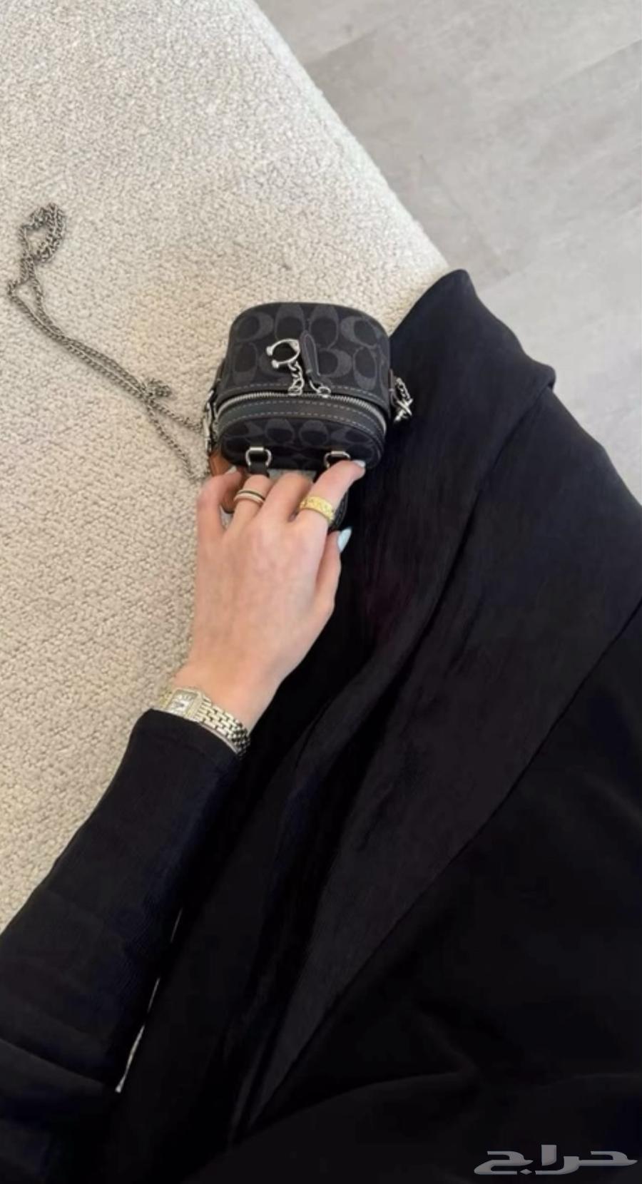 عبايه قماش كريب ملكي كوري اسود64540452669955112