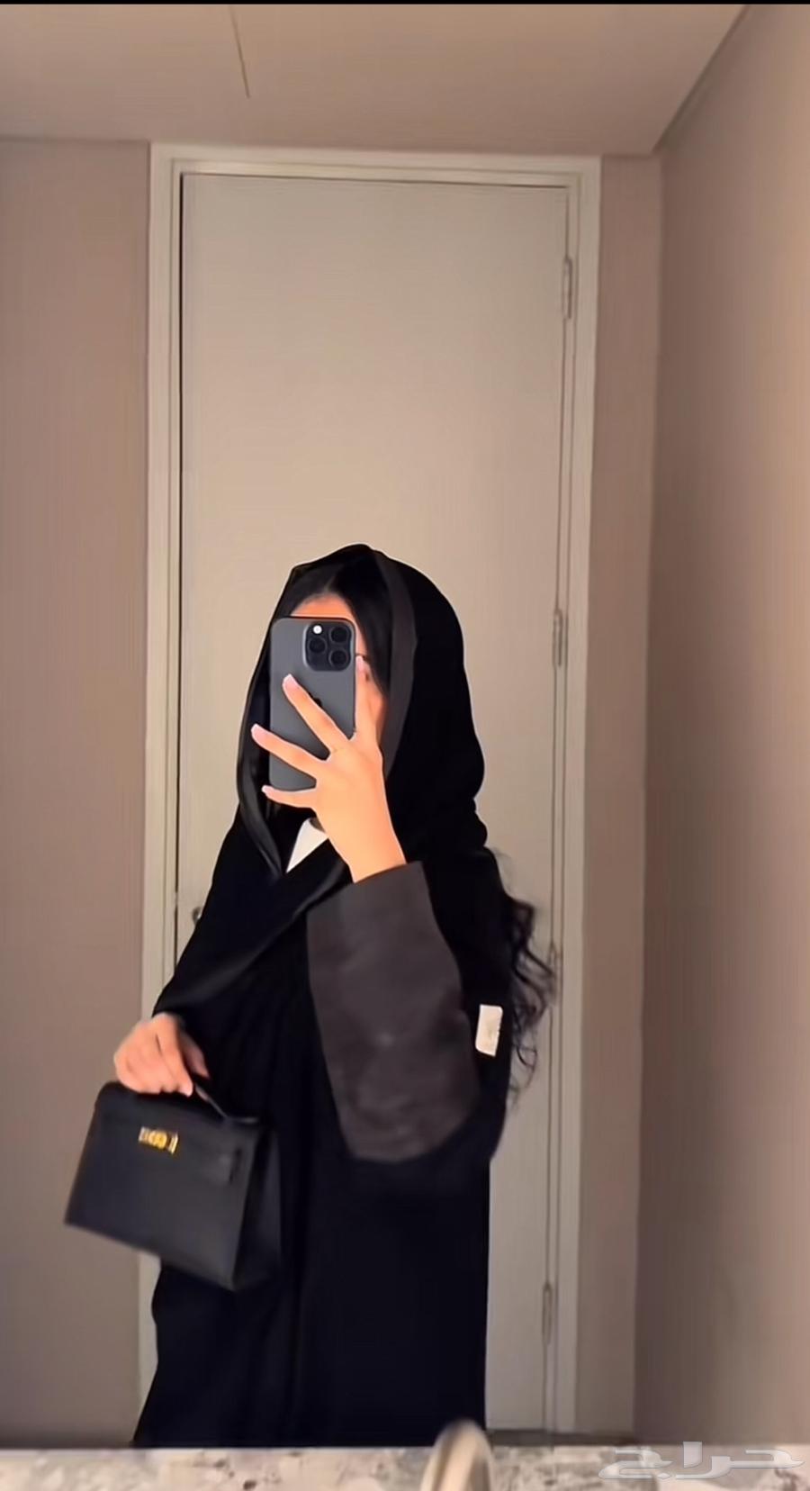 عبايه قماش كريب ملكي كوري اسود64540836984066111