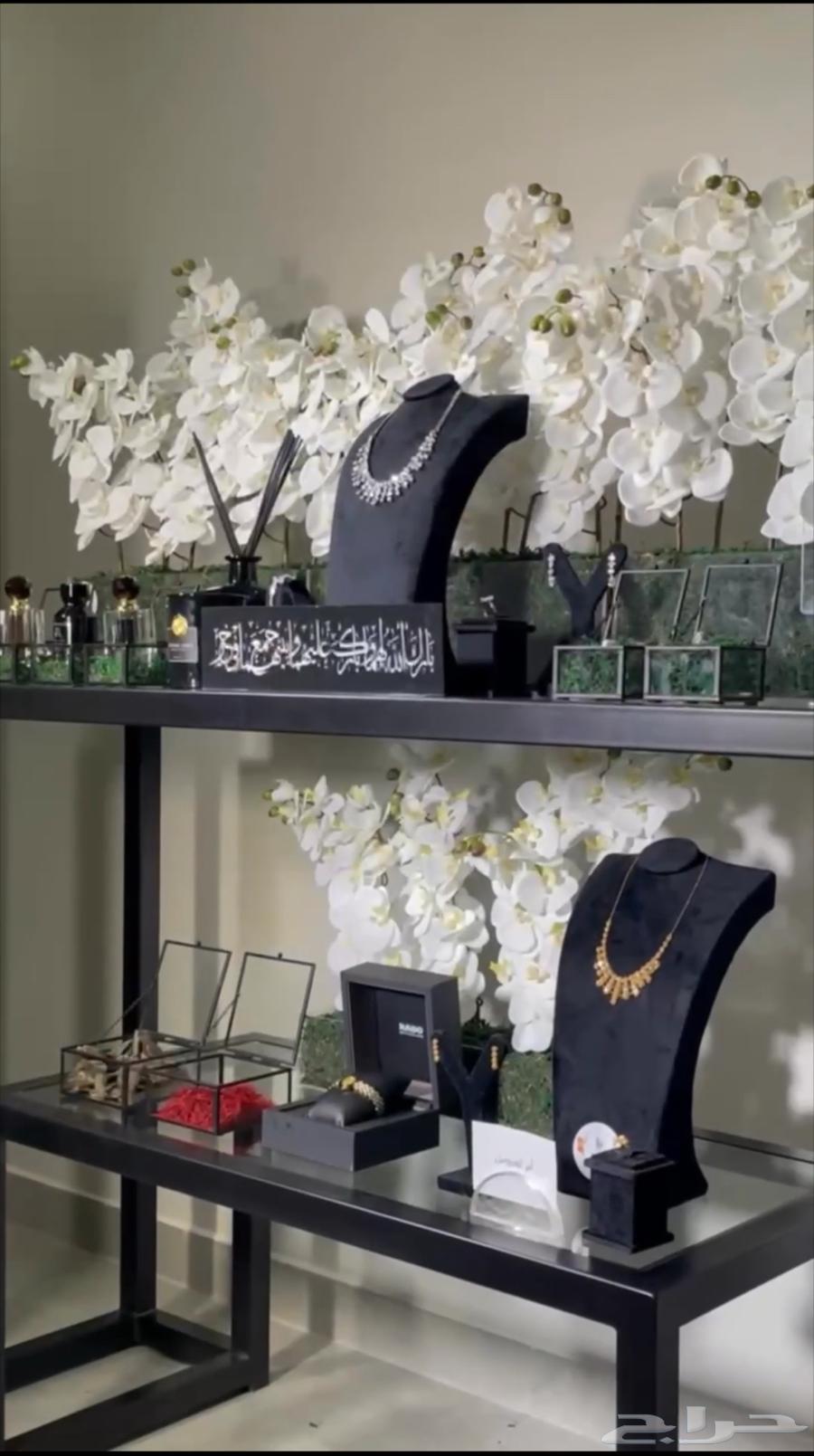 طاوله تفاصيل عروس للبيع64547485282946111