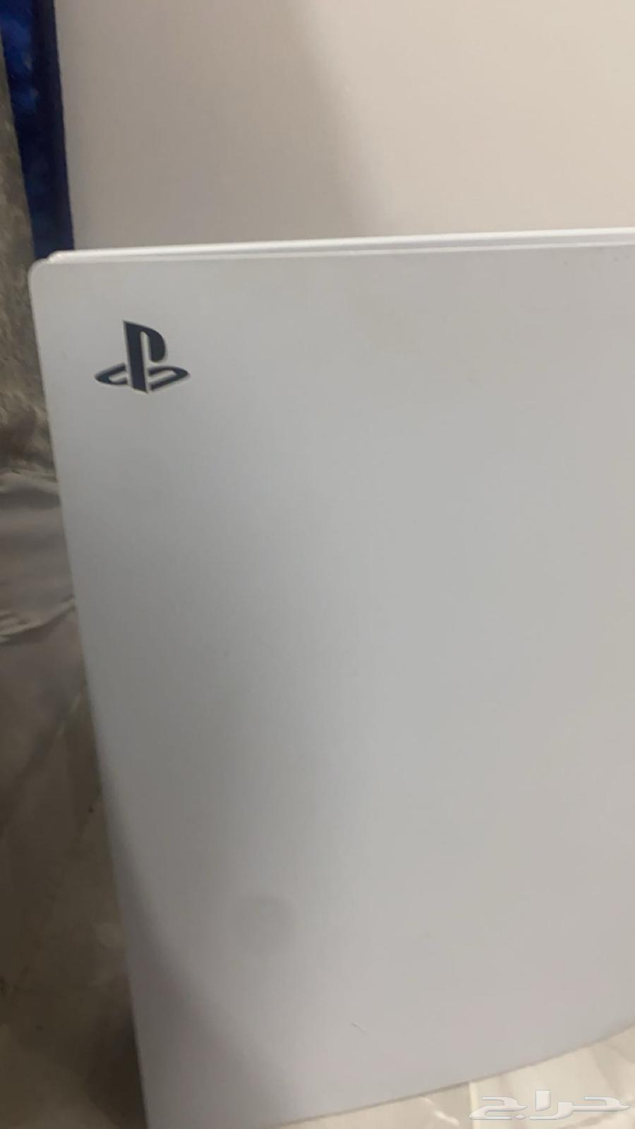 PS5 without controller, includes FIFA 21 and GTA 5 tape, price 120064547832943619110