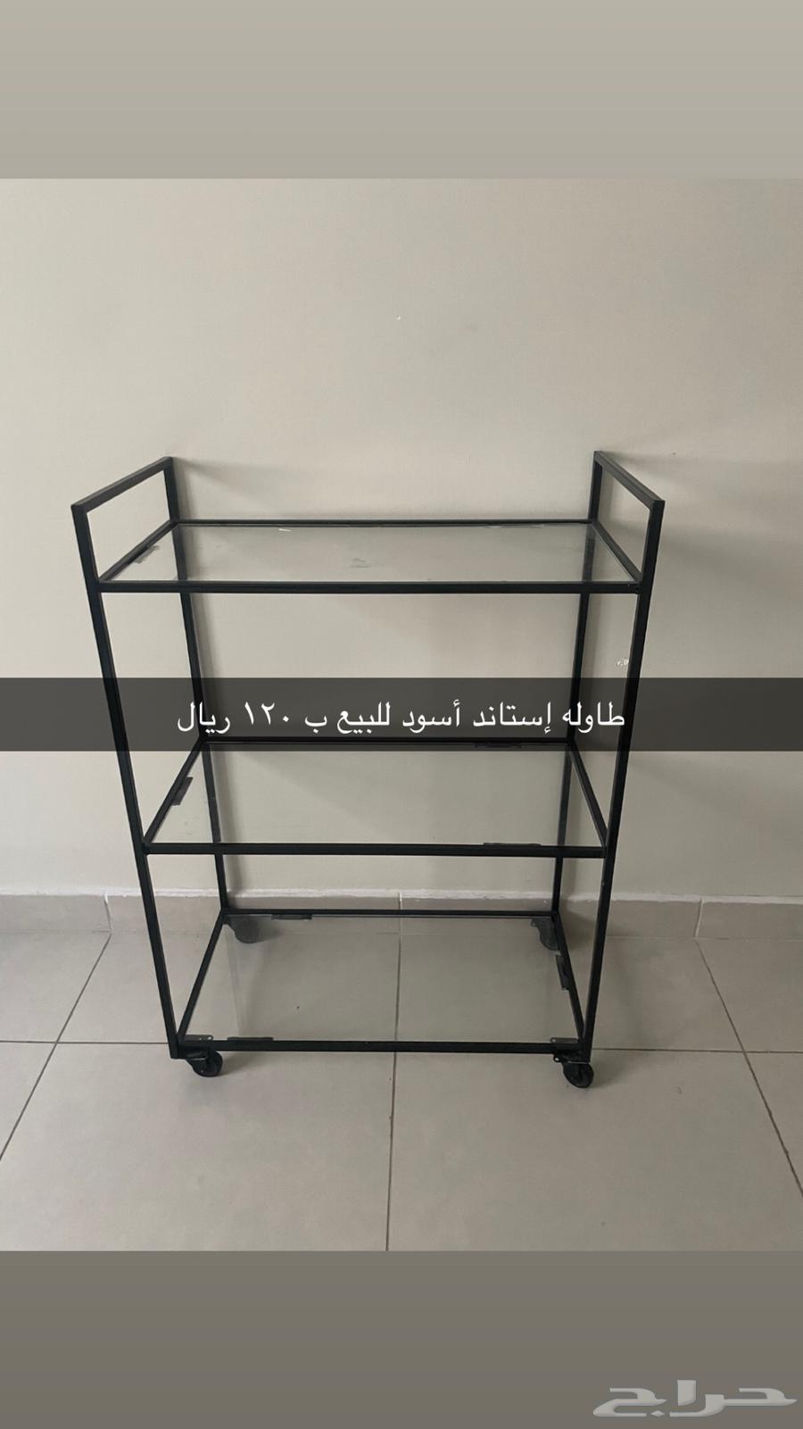 ستاند طاوله ب 120 ريال نظيف جدا  خالي من العيوب64548716756483110