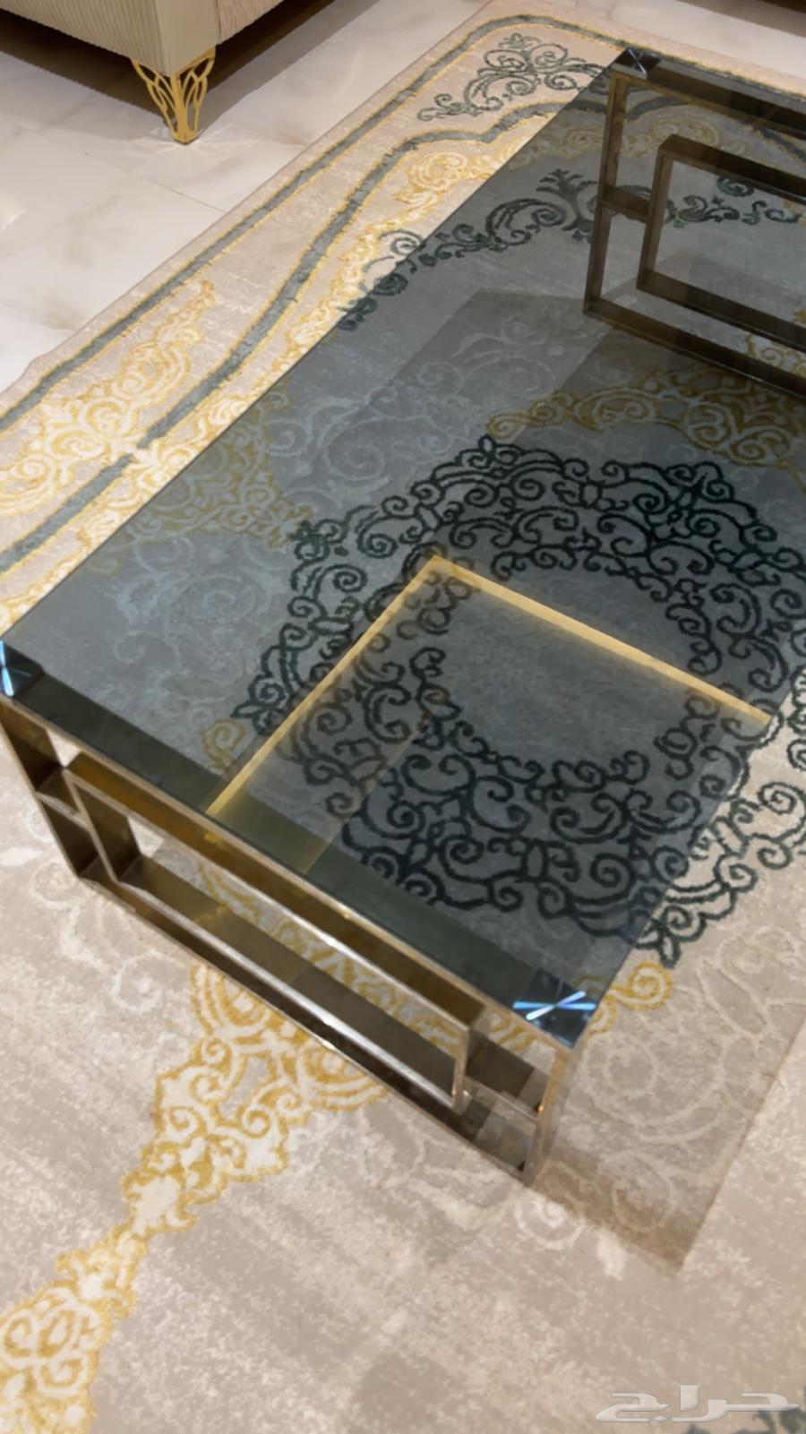 طاوله للبيع 300اخذتها من هوم بوكس64549754699138113