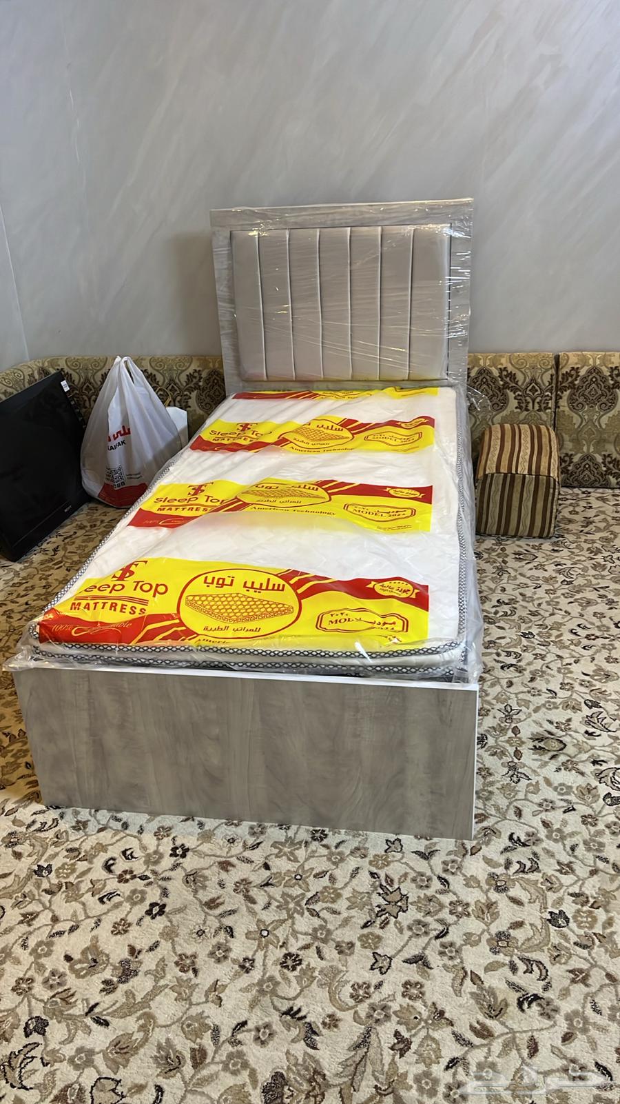 سرير نفر جديد شامل مرتبه 35064552604863106111