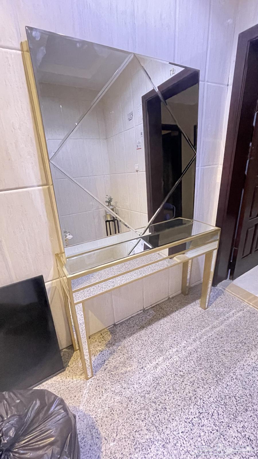 مدخل للبيع مستعجل64552802872834110