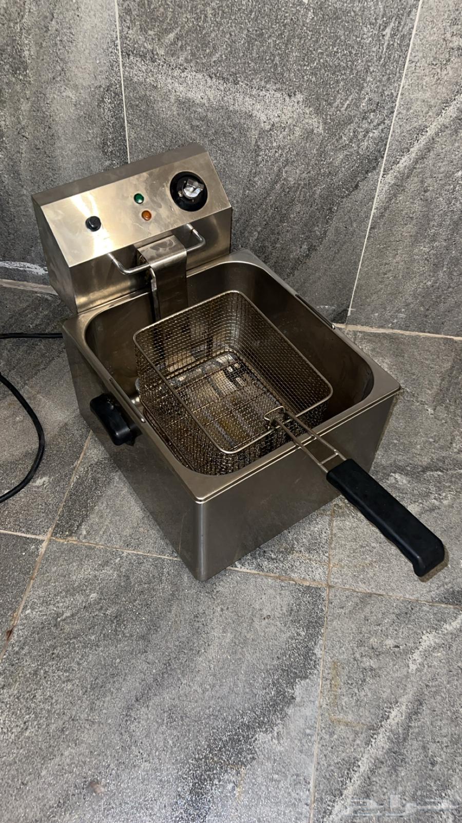 قلاية زيت كهربائية64550379549186110