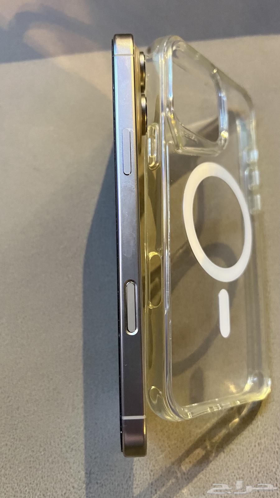 للبيع ايفون 16 برو ماكس 25664544227184897112