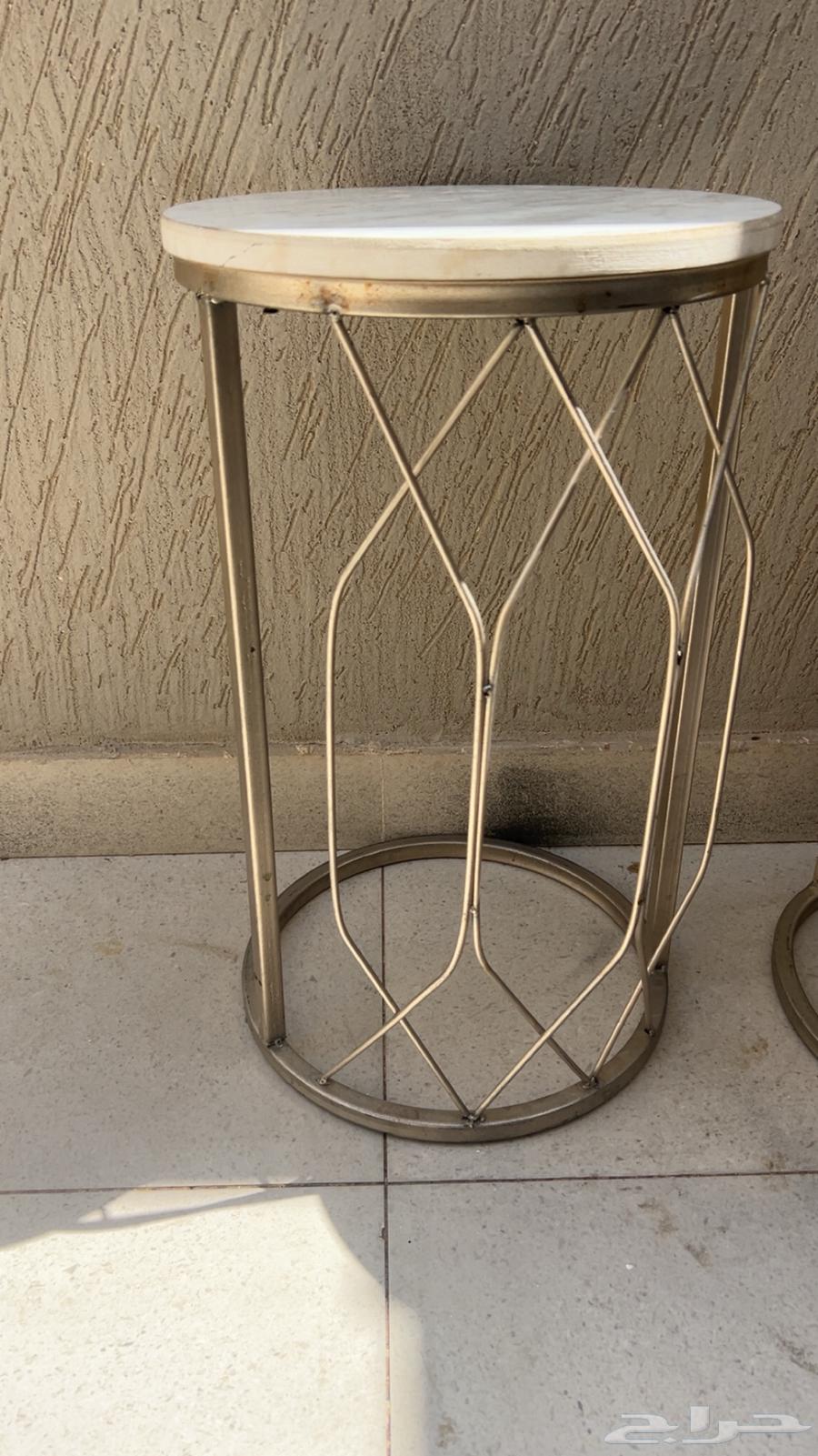 Coffee tables and sofas64546943483009111