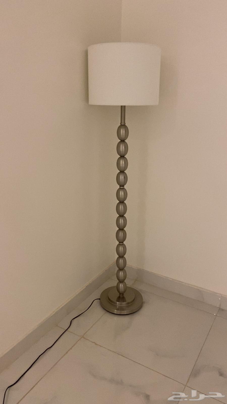 فريزر هام شبه جديد حجم صغير وابجوره طويله مودرن جديده للبيع64547694472833111