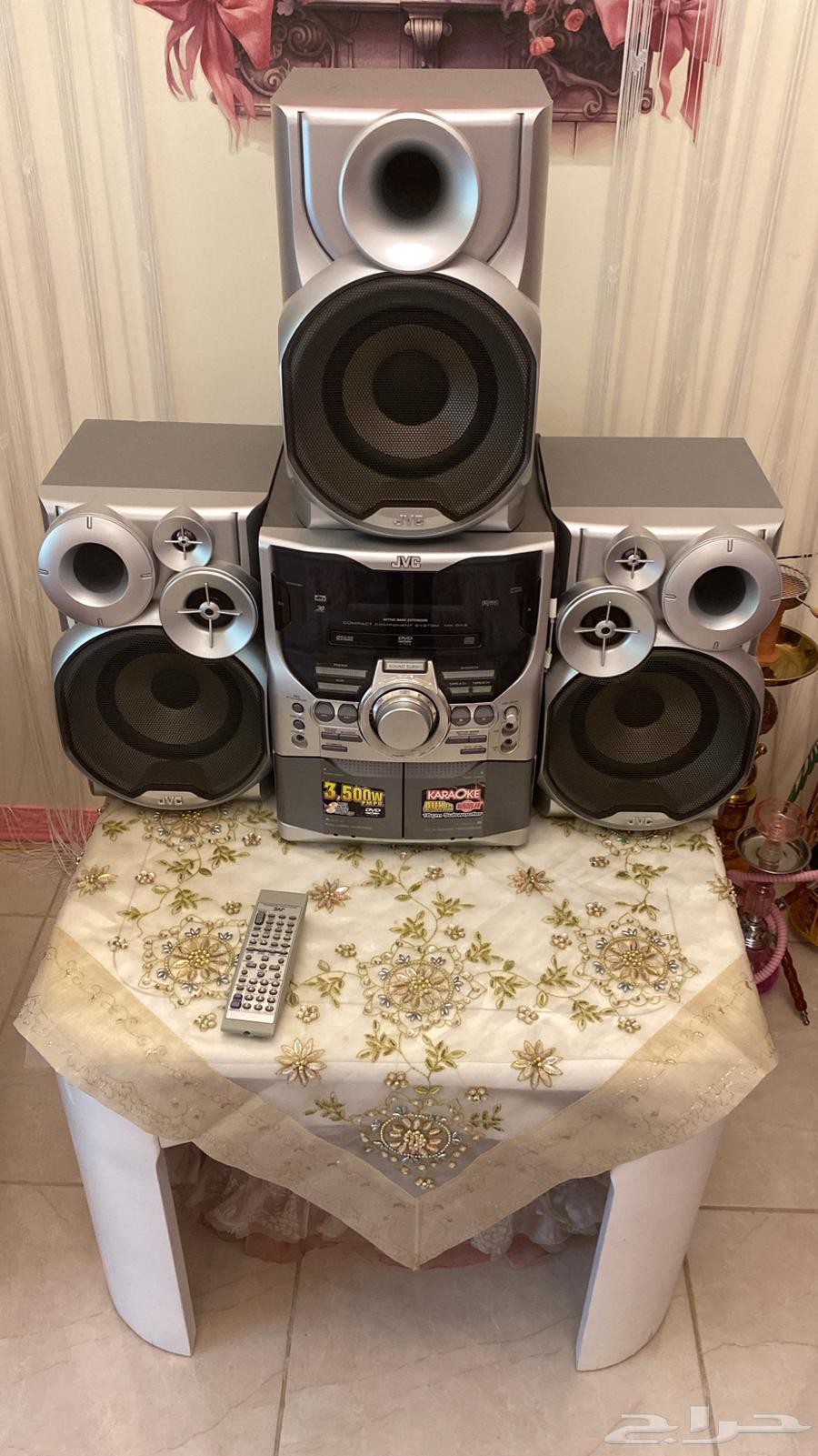 جهاز صوتي ماركة JVC يجمع بين مشغل DVD و مشغل كاسيت بقدرة صو64548028170369111