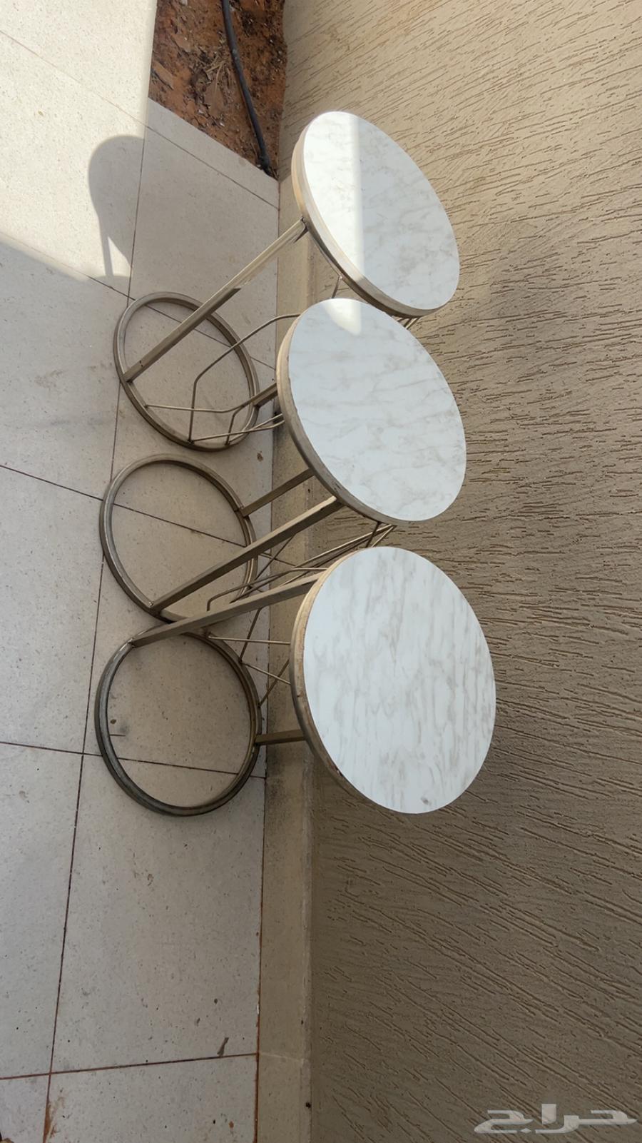 Coffee tables and sofas64546943483009110