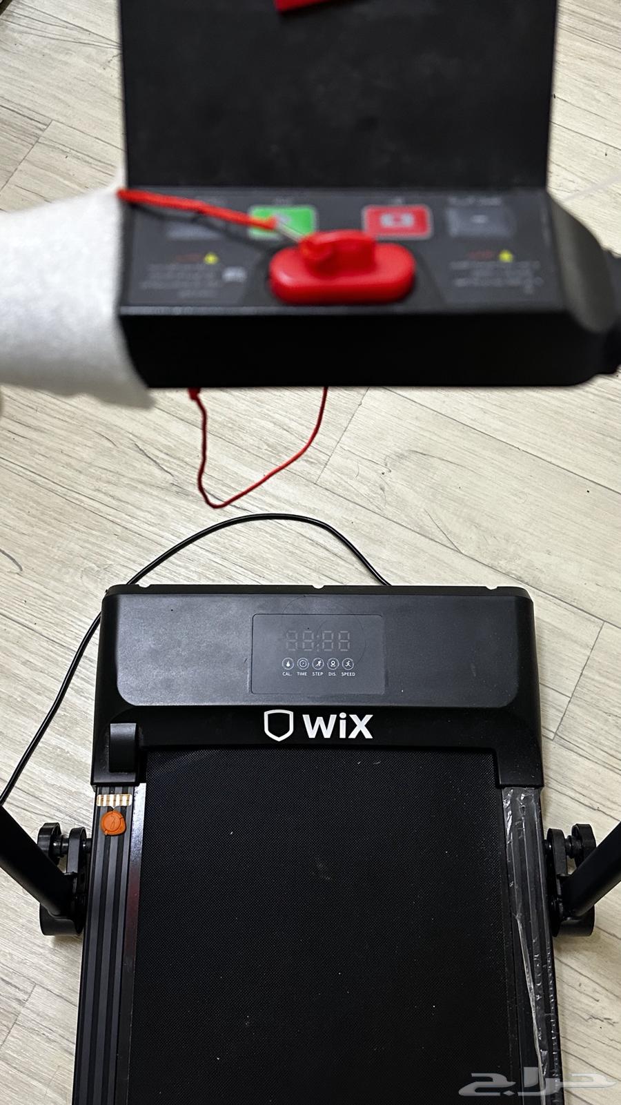 Wix Company Treadmill, New, Used for Only One Month64544976503299111