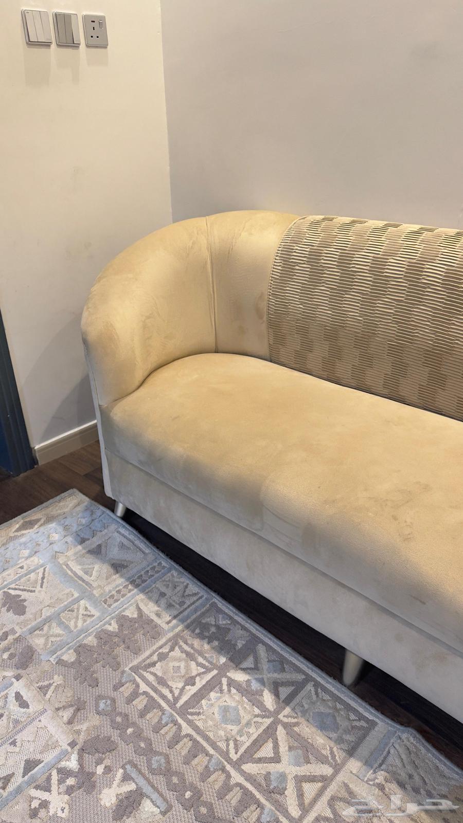 كنبه64543817943299111