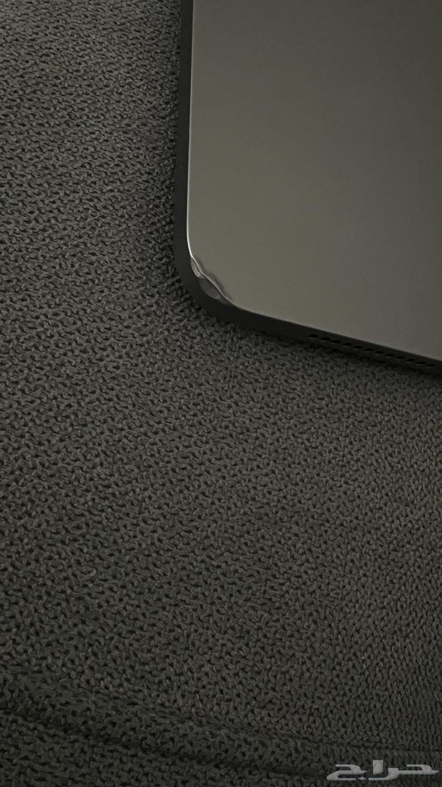 ايباد اير 2024 M264546206650626112